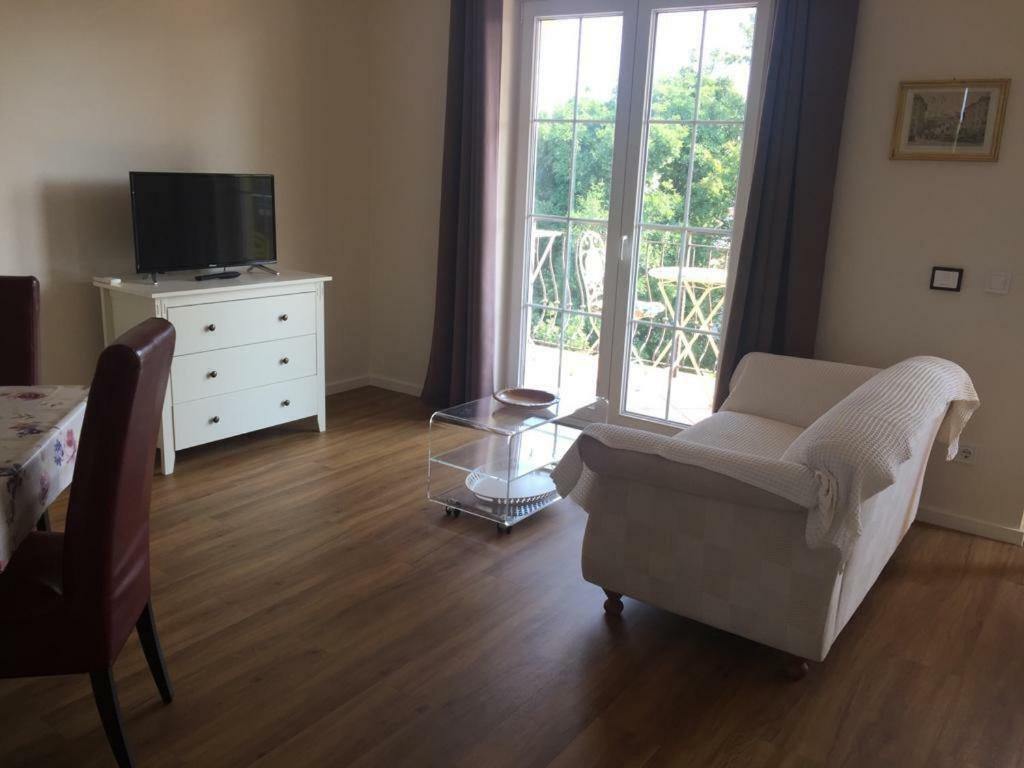 Apartment Luiza Funtana Exterior photo